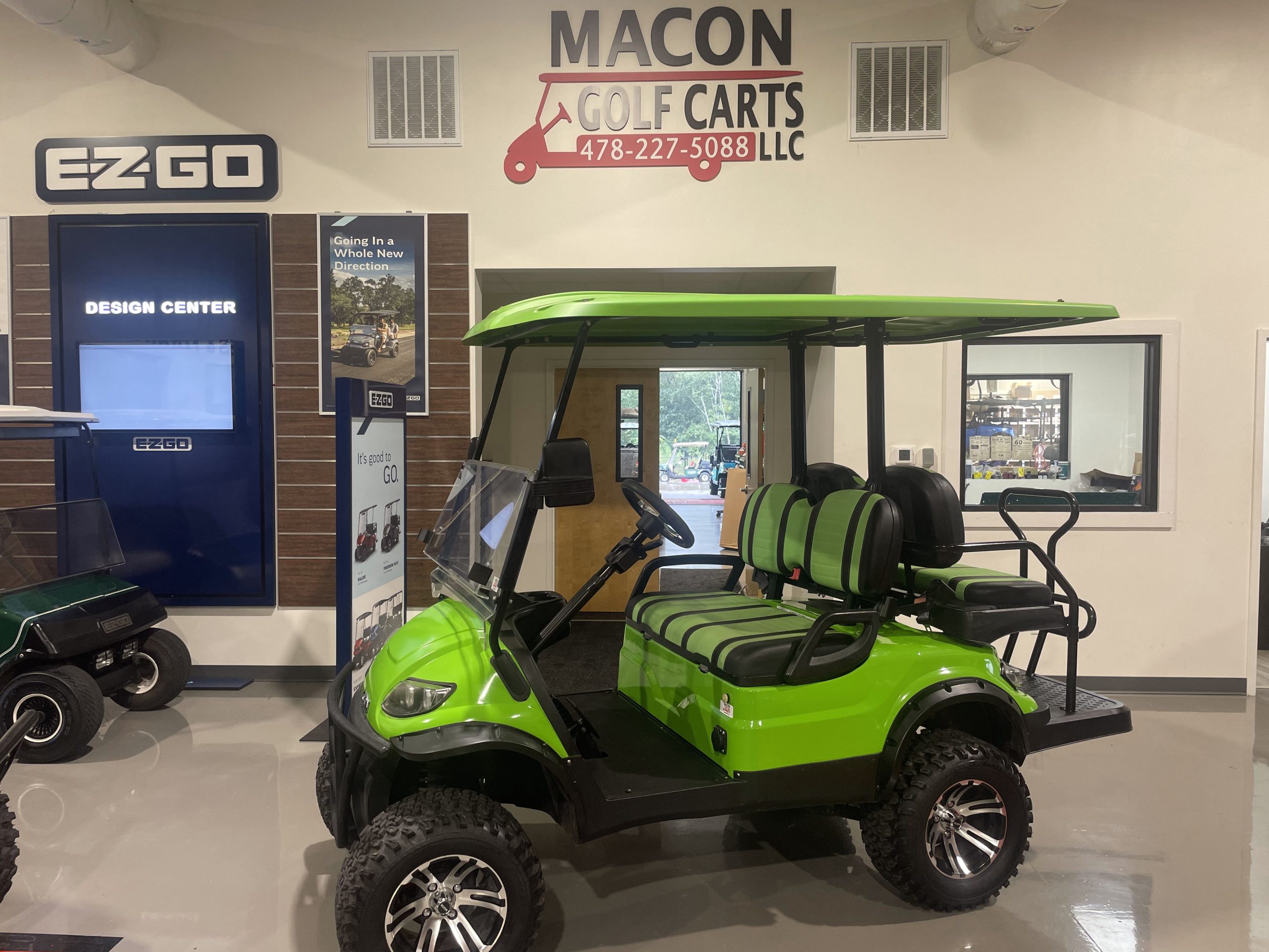 2023 ICON EV i40L 48V 4-Passenger - Lime Green - Macon Golf Carts